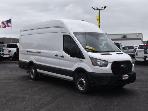 2022 Ford Transit-250 Base