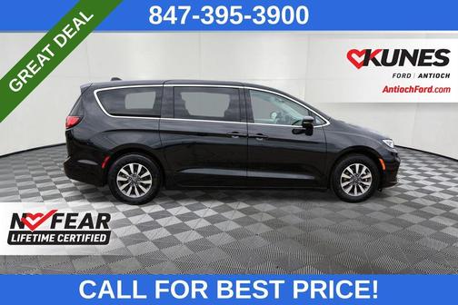2023 Chrysler Pacifica Hybrid Touring L