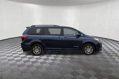 2020 Toyota Sienna Limited