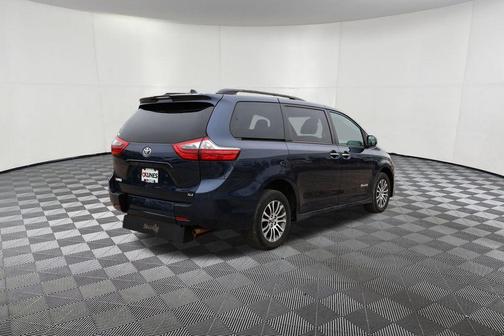 2020 Toyota Sienna Limited
