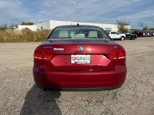 2015 Volkswagen Passat 1.8T Limited Edition