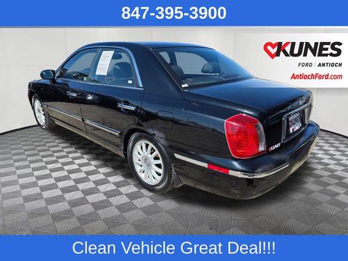 Black 2004 Hyundai XG350 L