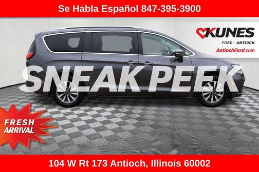 2021 Chrysler Pacifica Hybrid Touring L