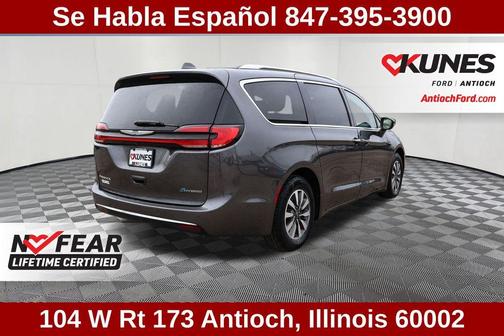 2021 Chrysler Pacifica Hybrid Touring L