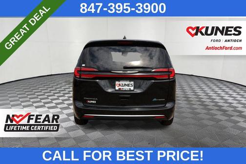 2023 Chrysler Pacifica Hybrid Touring L