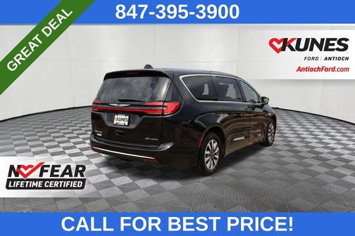2023 Chrysler Pacifica Hybrid Touring L