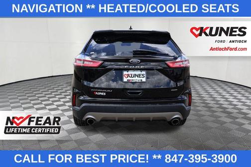 2022 Ford Edge Titanium