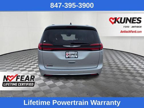 2023 Chrysler Pacifica Limited