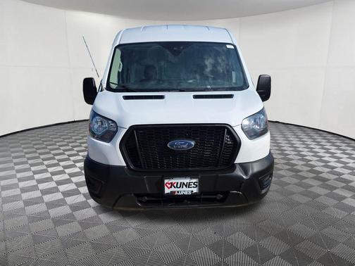 2022 Ford Transit-250 Base