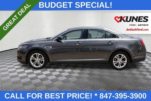 2017 Ford Taurus SE