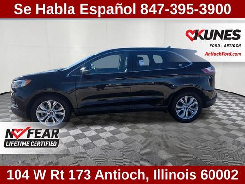 2022 Ford Edge Titanium