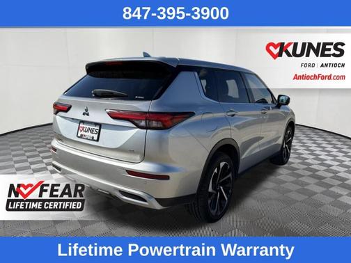 2024 Mitsubishi Outlander SE
