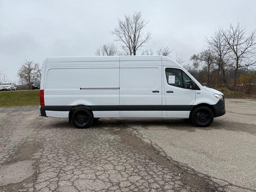 2025 Mercedes-Benz Sprinter 2500 170 WB