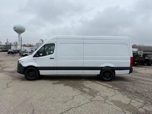 2025 Mercedes-Benz Sprinter 2500 170 WB