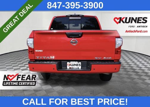 2022 Nissan Titan SV
