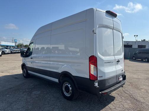 2023 Ford Transit-250 Base