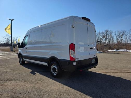 2019 Ford Transit-250 148 WB Medium Roof Cargo