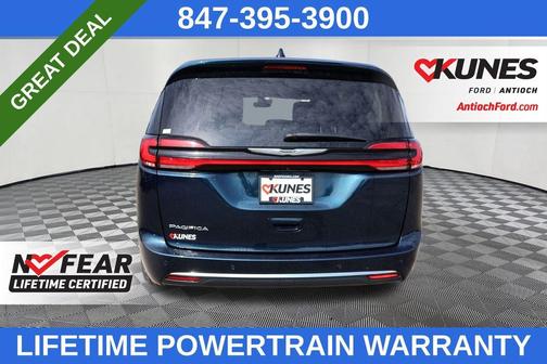 2023 Chrysler Pacifica Touring-L