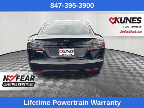 2022 Tesla Model S Plaid