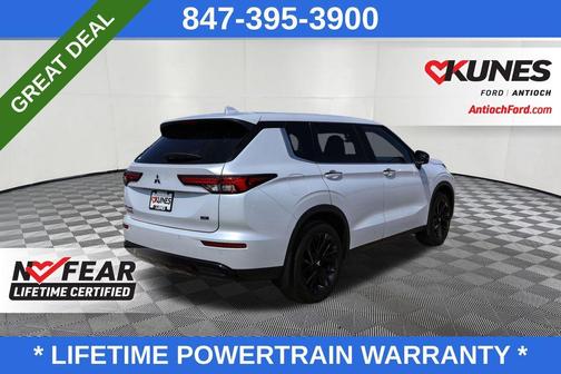 2023 Mitsubishi Outlander SE Black Edition