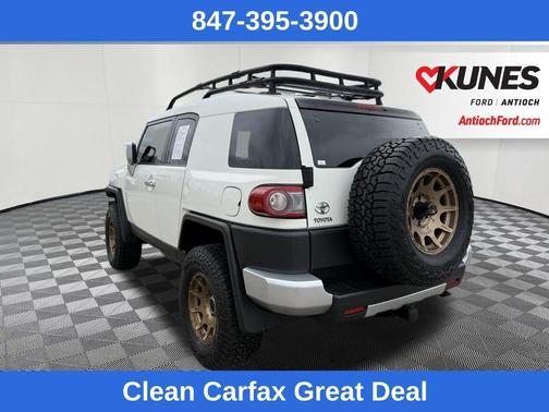 2014 Toyota FJ Cruiser Base