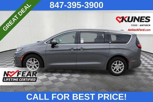 2023 Chrysler Pacifica Touring-L