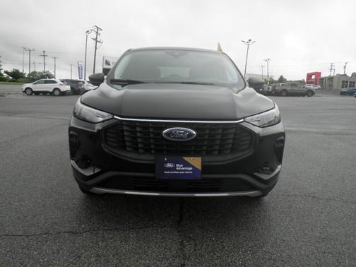 AGATE BLACK METALLIC 2025 Ford Escape ACTIVE
