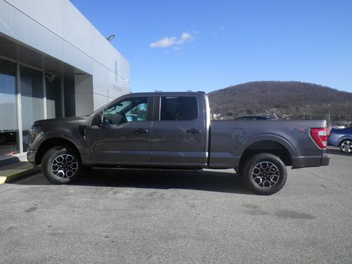 CARBONIZED GRAY METALLIC 2023 Ford F-150 XL Truck