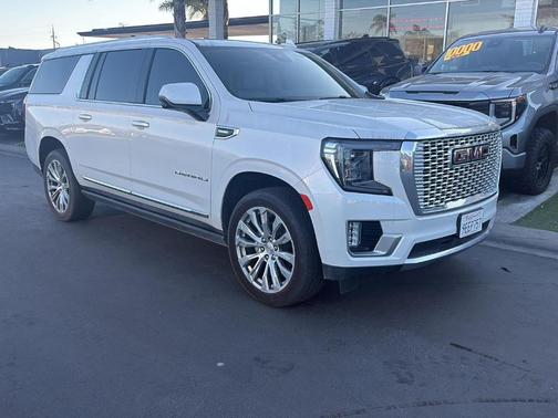 2023 GMC Yukon XL Denali