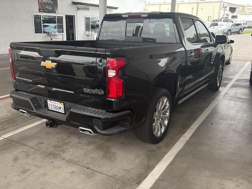 2022 Chevrolet Silverado 1500 Limited High Country