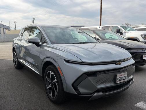 Sterling Gray Metallic 2025 Chevrolet Equinox EV LT