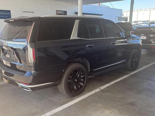 2023 Cadillac Escalade Premium Luxury