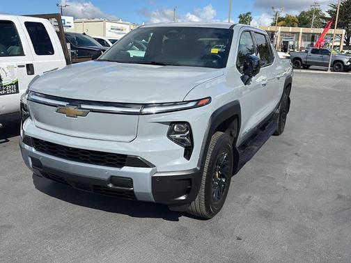 Slate Gray Metallic 2025 Chevrolet Silverado EV LT