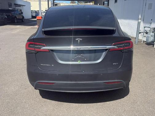 2018 Tesla Model X 75D