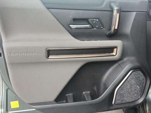 Green Matte 2024 GMC HUMMER EV SUV 3X