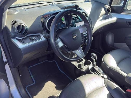 2016 Chevrolet Spark EV 2LT