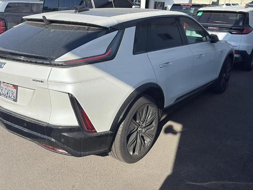 2024 Cadillac LYRIQ Sport