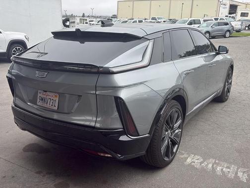 2024 Cadillac LYRIQ Sport