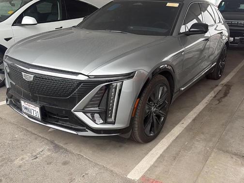 Silver Metallic 2024 Cadillac LYRIQ Sport