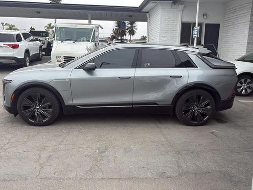 Silver Metallic 2024 Cadillac LYRIQ Sport