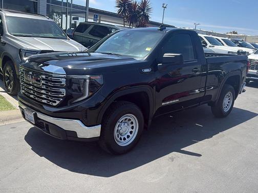 Onyx Black 2025 GMC Sierra 1500 Pro