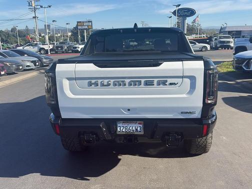 White 2023 GMC HUMMER EV Pickup 3X