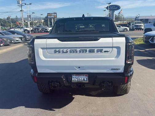 White 2023 GMC HUMMER EV Pickup 3X