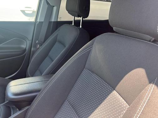 Desert Sand Metallic 2023 GMC Terrain SLE