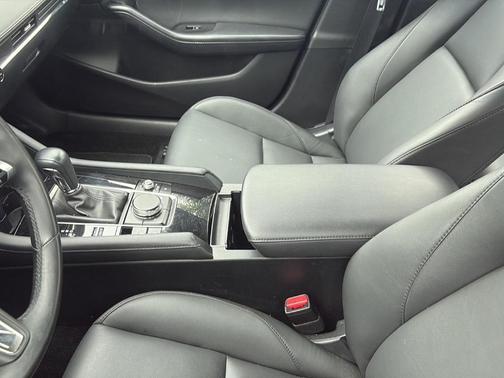 2024 Mazda Mazda3 FWD w/Preferred Package