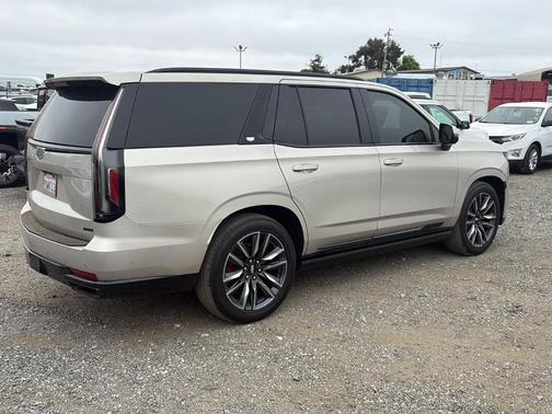 2023 Cadillac Escalade Sport