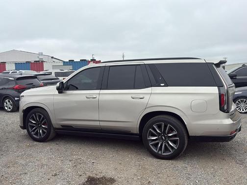 2023 Cadillac Escalade Sport