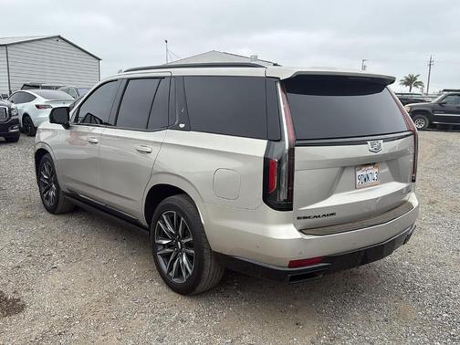 2023 Cadillac Escalade Sport