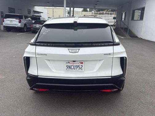 Crystal White Tri-Coat 2024 Cadillac LYRIQ Luxury
