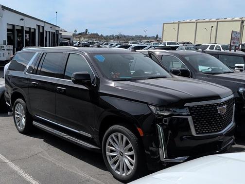 2023 Cadillac Escalade ESV Luxury